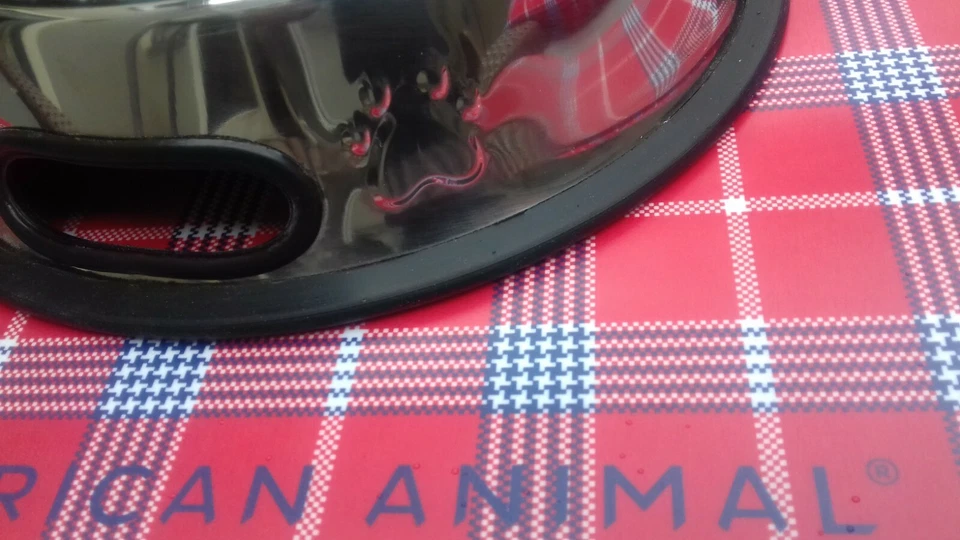 Cool & Practical 'African Animal' pet feeding mats in STUNNING Shuka pattern - Image 2 of 4