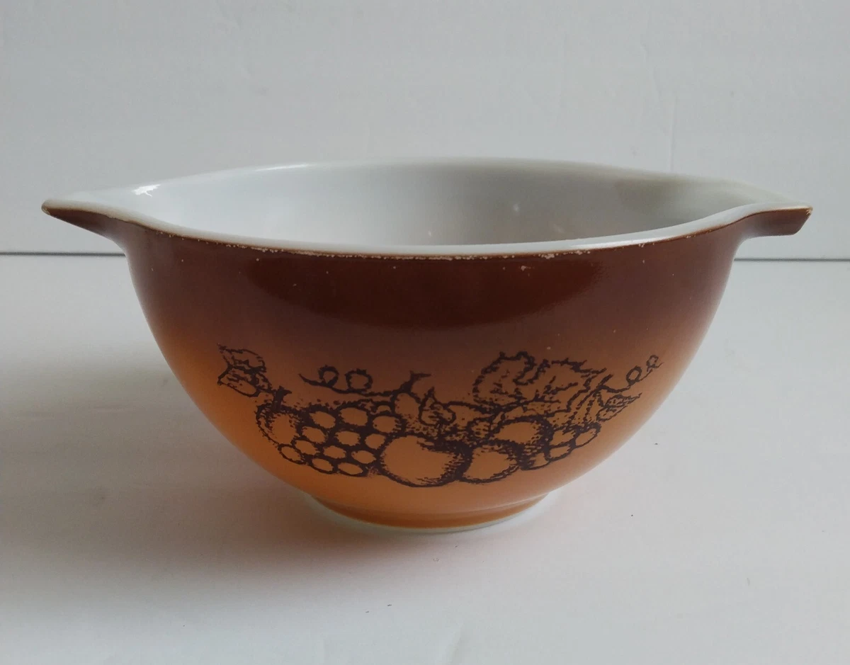 Vintage Pyrex Old Orchard 1 1/2 Quart Mixing Bowl, Pyrex Brown Ombre  Nesting Bowl, Small Brown/orange Pyrex Bowl 