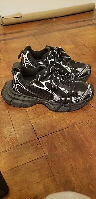 Balenciaga 3XL Sneaker Black Size 43 Comes With Original Box Balenciaga 3XL Sneaker Black Size 43 Comes With Original Box
