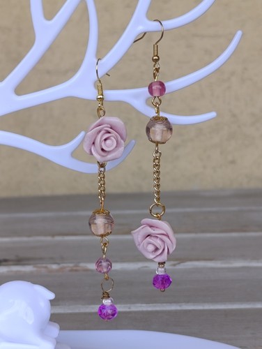 Orecchini pendenti pietre in vetro soffiato di Murano, Rose Rosa e cristalli