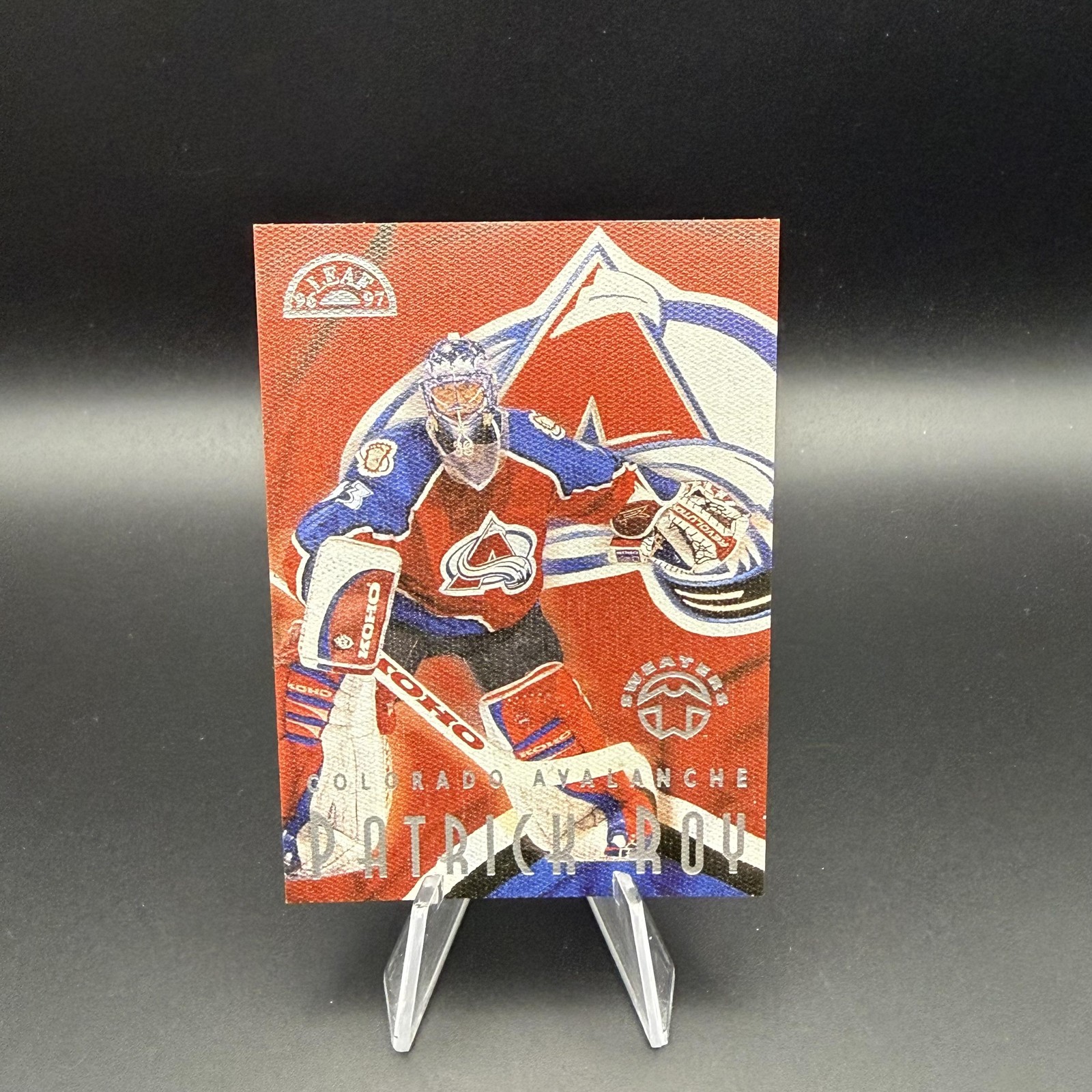 1996-97 Leaf #2 Patrick Roy Sweaters Away #/5000