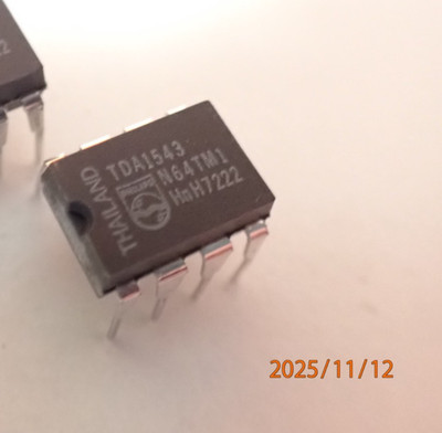 TDA1543 PHILIPS Dual 16-Bit Digital-Analog-Wandler (DAC) Chip DIP8 UK LAGER