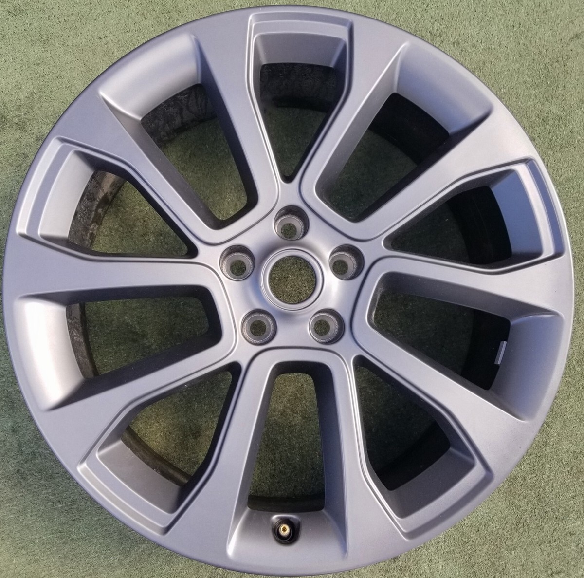 Factory Range Rover Wheel OEM 21 inch Land Genuine Charcoal 5126