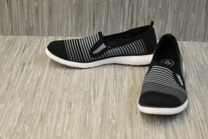 propet travel fit slip on