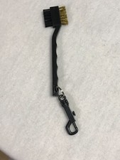 Golf Club Cleaning Brush with Wire  Soft Clips to Golf Bag Black NEW