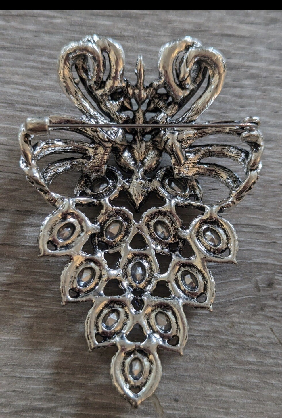 Beautiful Statement Rhinestone Brooch - image 4