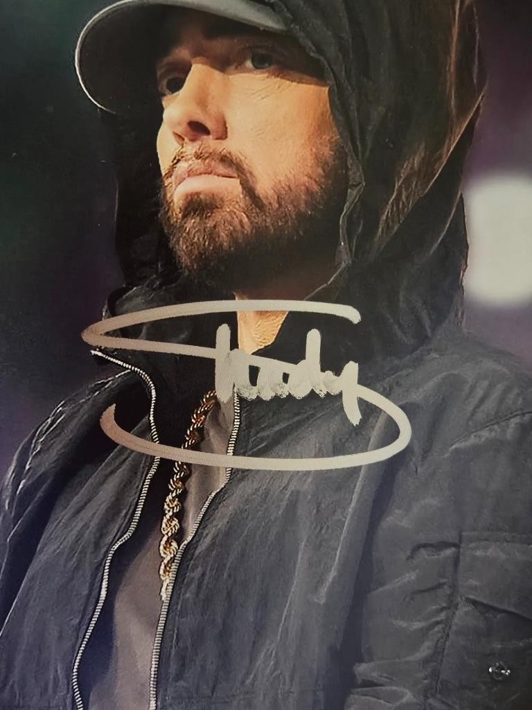 EMINEM HAND SIGNED AUTOGRAPHED 8X10 PHOTO SLIM SHADY COUNT ME IN
