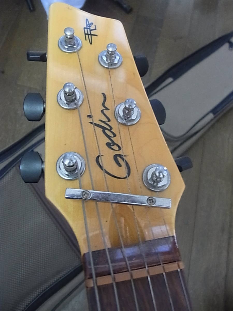 Electric Guitar Godin Radiator Black Onyx Maple Neck with Genuine