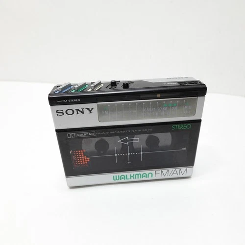 Sony Walkman WM-F15 with belt clip. Read Description Radio Works Tape Don’t