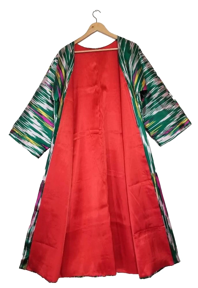 TRADITIONAL CENTRAL ASIAN UZBEK IKAT DESIGN KHAN ATLAS CHAPPAN (ROBE) - M/L - Image 3 of 4