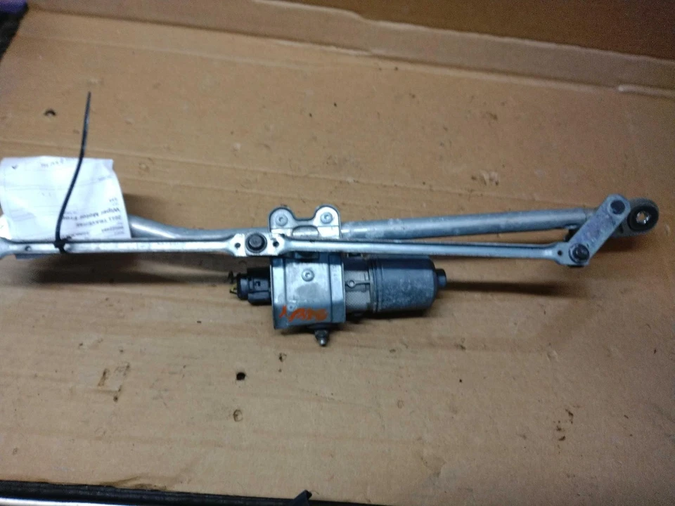 Motor limpiaparabrisas usado se adapta a: Chevrolet Traverse 2011 grado A Foto 2 de 4