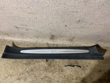 MERCEDES-BENZ SL R230 Schwellerzierleiste vorne rechts A2306800435 33704653 MERCEDES-BENZ SL R230 Schwellerzierleiste vorne rechts A2306800435 33704653