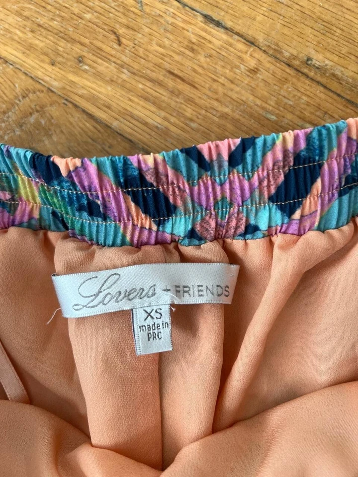 Pantalones cortos multicolores de tiro alto estampados Lovers & Friends para mujer talla XS A000810 Foto 4 de 4