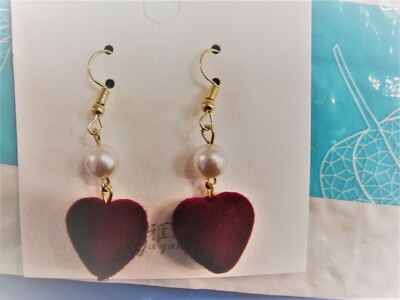 nice Ya Yang heart earrings