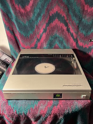 Sanyo P33 Japanese Record player Linear tracking Turntable