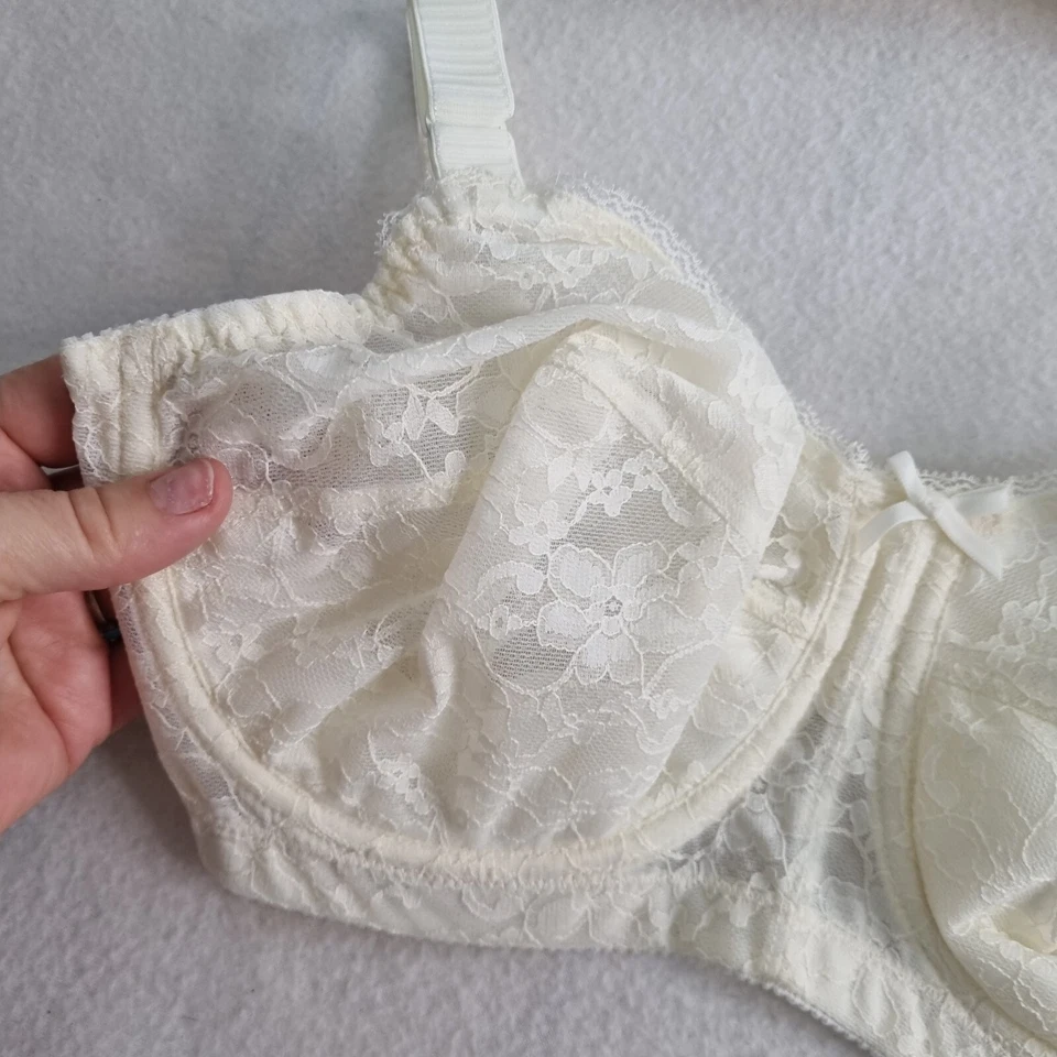 Sujetador de encaje crema FAYREFORM talla 12D paquete de 2 nuevos con etiquetas precio de venta sugerido por el fabricante $39,95 cada uno  Foto 3 de 4