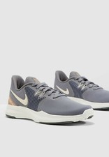 NIKE WOMENS / GIRLS IN-SEASON TR 8 AMP TRAINERS SIZE 3 NEW AND BOXED AA7774 002