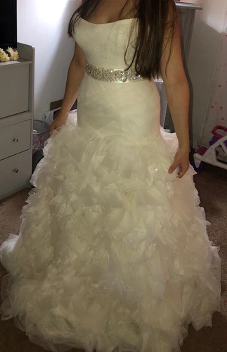 White By VERA WANG Drop Waisted Wedding Dress Size 4 - Ivory NWT Belt Included 