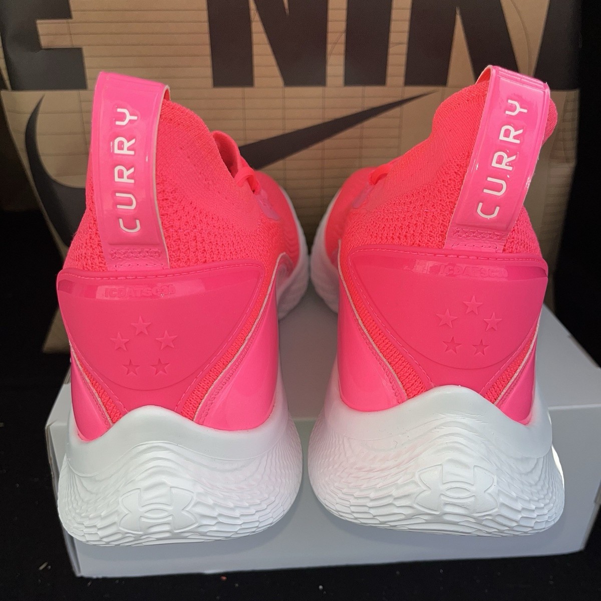 NEW Under Armour Curry 8  display picture 1