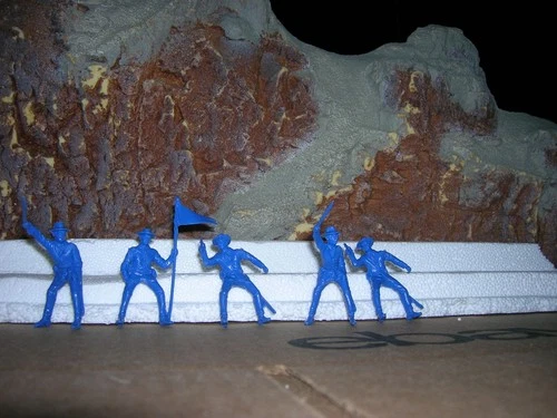 MARX 54MM TOY SOLDIERS LONG COAT CAVALRY RECAST LOT 1990'S