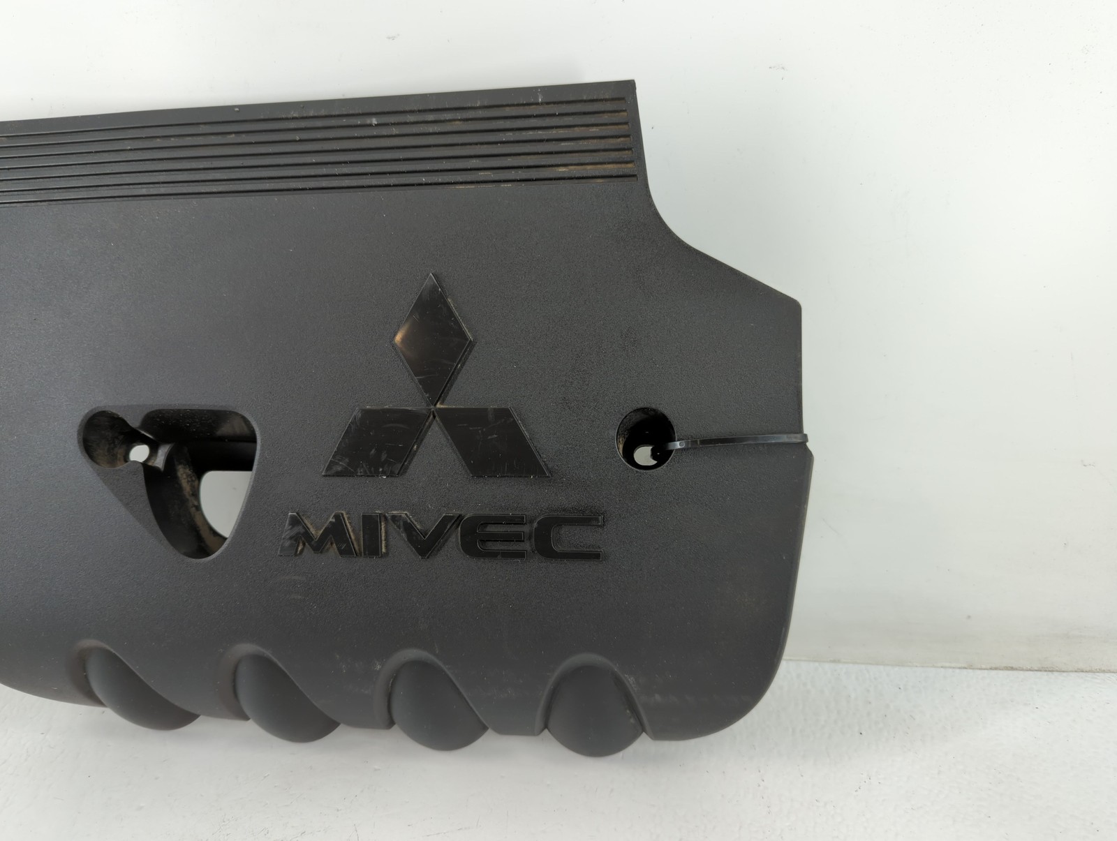 2018 Mitsubishi Outlander Engine Cover L0B5K