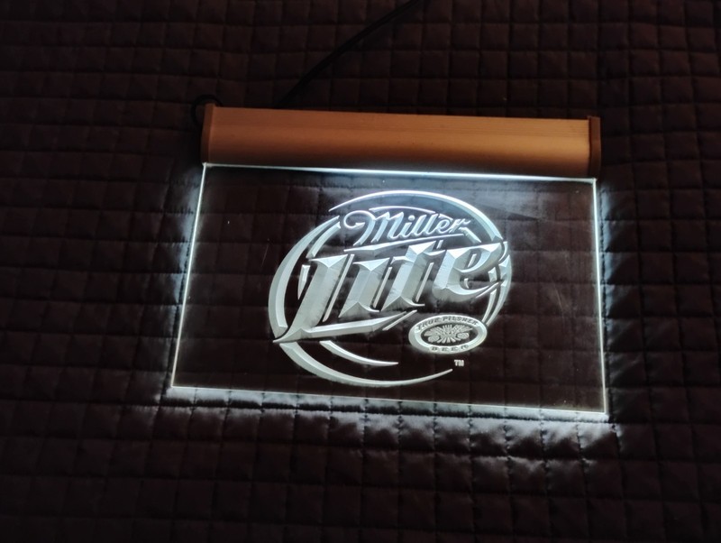 MILLER LITE BEER LIGHTED SIGN  12" X 9"         L-49