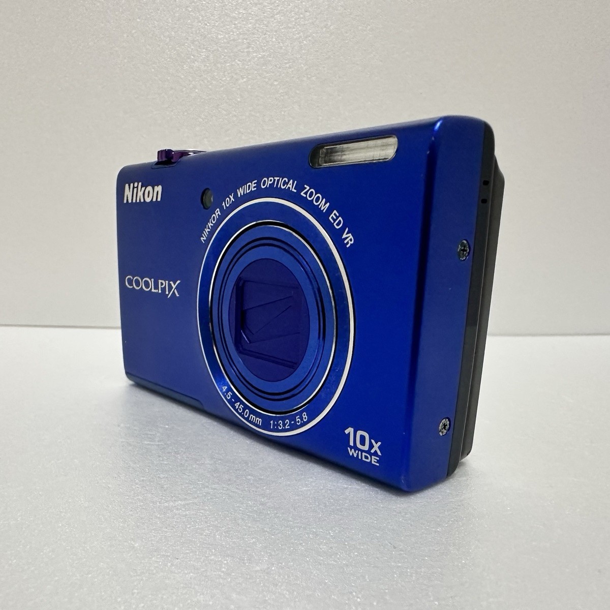 Nikon COOLPIX S6200 16.0MP Digital Camera - Silver for sale