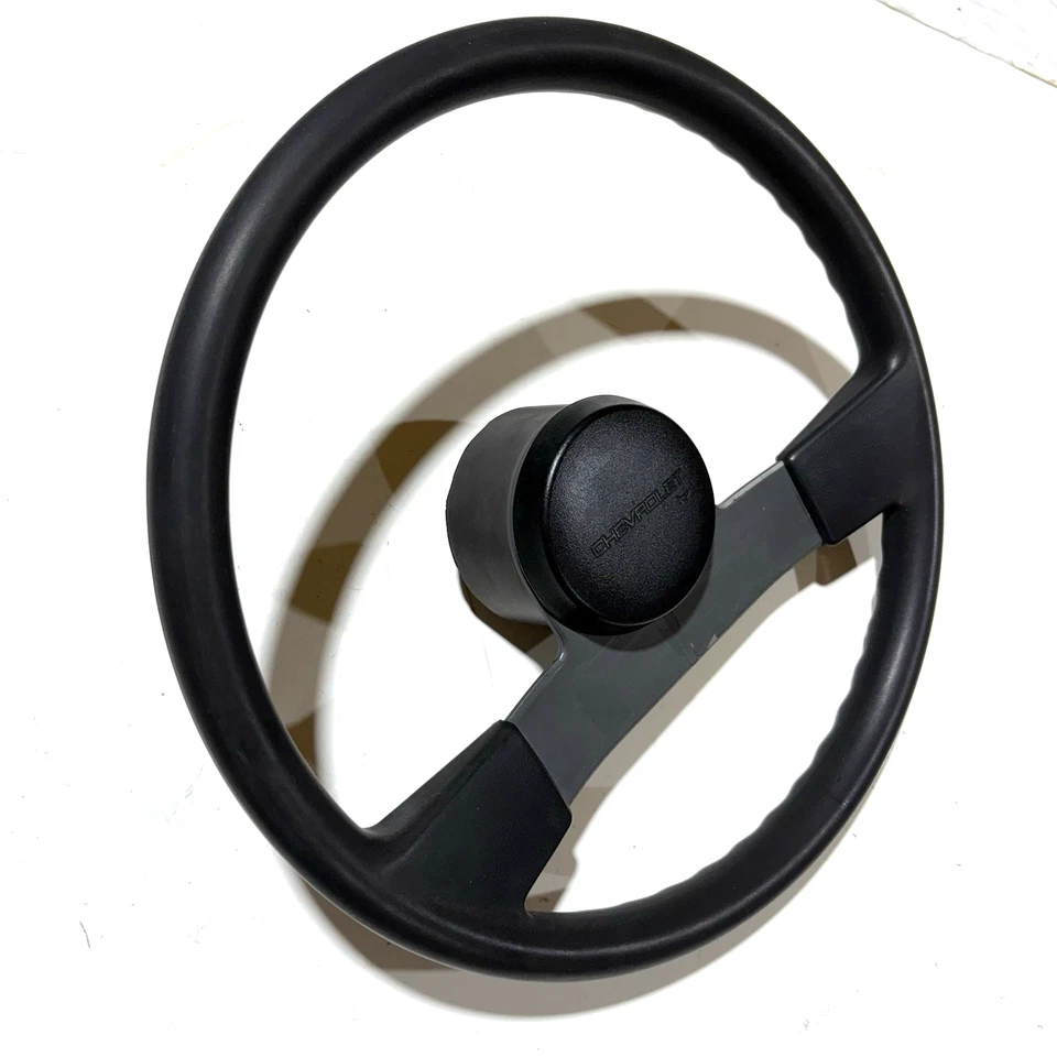 Chevrolet S-10 1982-1992 (Blazer) volante (GMC S-15) original Foto 3 de 4