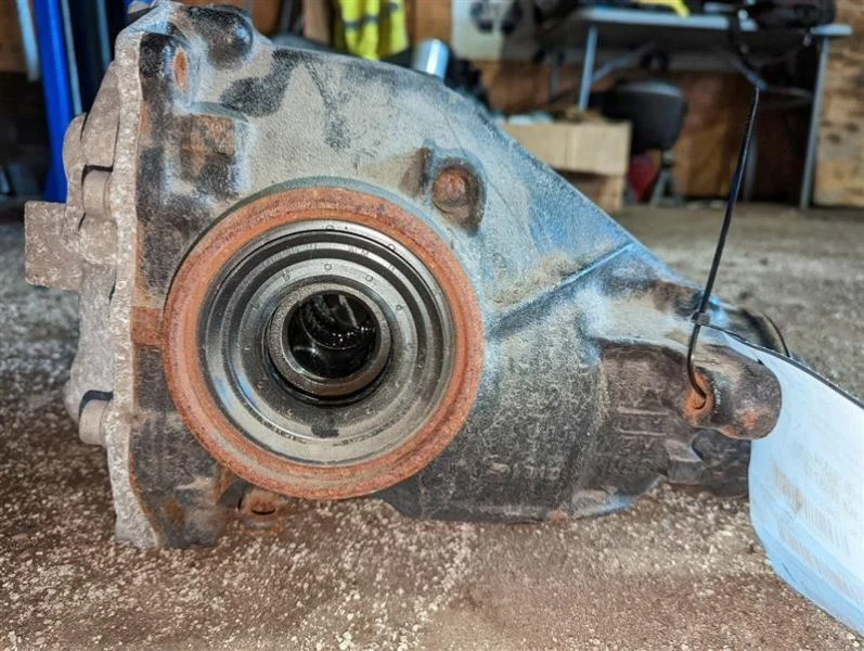 Carrier Rear RWD Manual Transmission 3.23 Ratio Fits 17-19 BMW 440i 221343 Foto 4 de 4