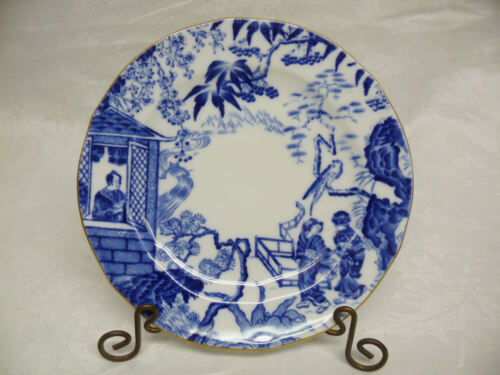 Set Of 8 Royal Crown Derby “Lombardy” Bread Plates - 6 1/8 Set Of 8 Royal Crown Derby “Lombardy” Bread Plates - 6 1/8