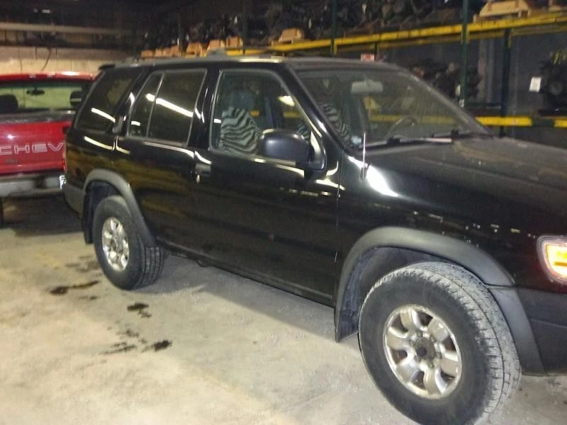 Passenger Front Spindle/Knuckle Thru 11/98 Fits 98-99 INFINITI QX4 394049 - Imagem 3 de 4