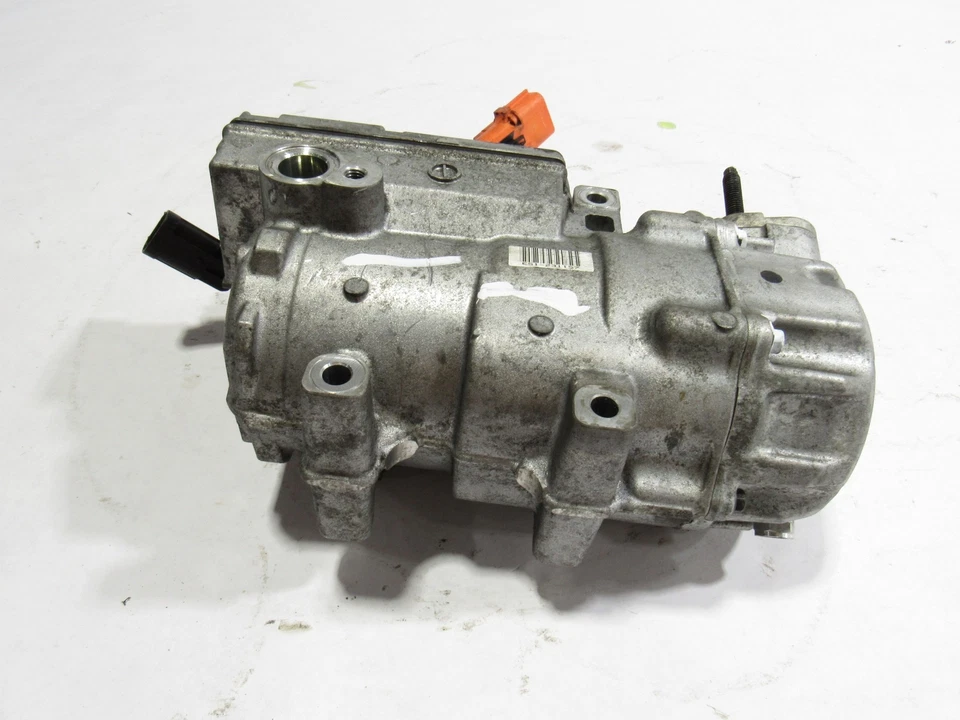 11 12 Fisker Karma 2012 AC A/C Air Conditioning Compressor :A6 Foto 4 de 4