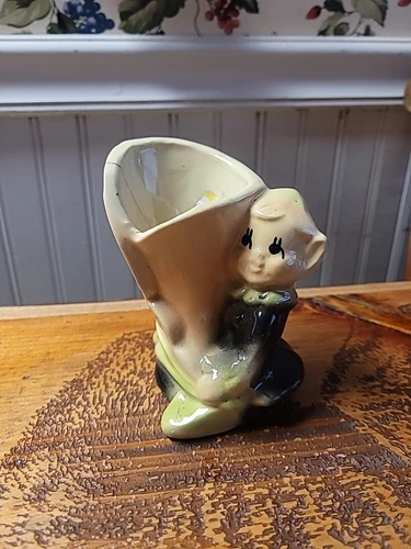 Vtg4.5” ELF PIXIE HOLDING VASE PLANTER ART POTTERY 1960s MCM SHAWNEE