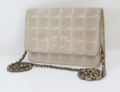 Echte Chanel New Travel Line beige Geldbörse mit Kette Schultertasche (WOC) #...