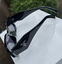 PRADA Women s 8076 Rectangle Sunglasses Black...