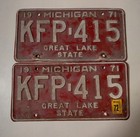 1971 MICHIGAN LICENSE PLATES MATCHING SET  # KFP 415 — photo 1
