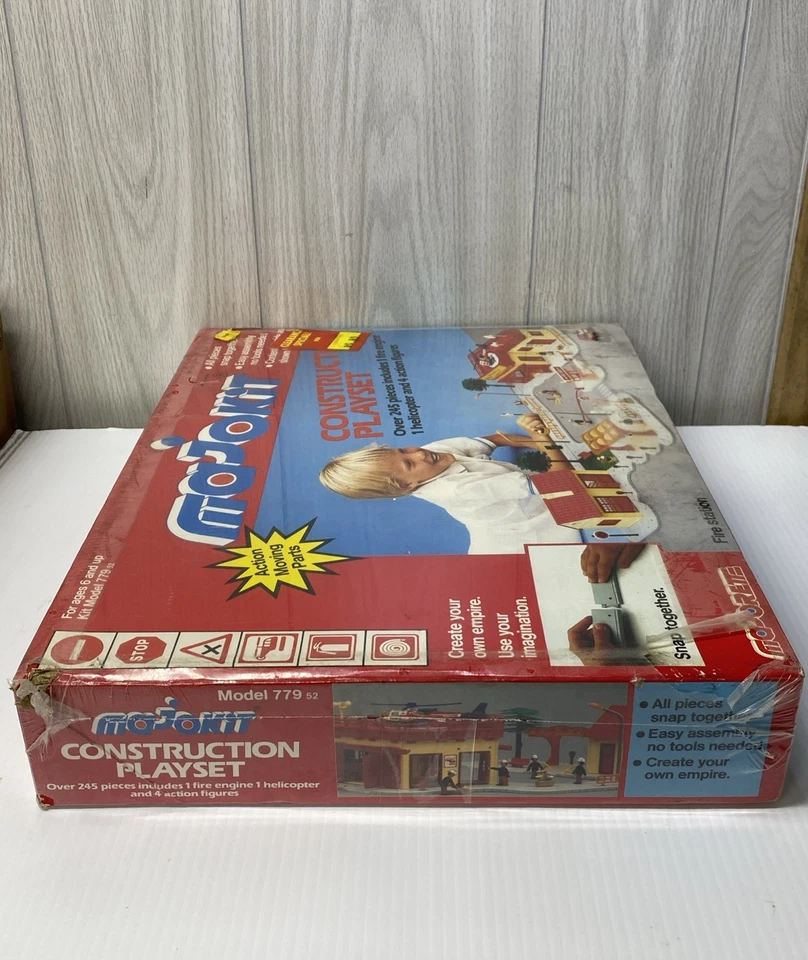 Vtg Majorette Fire Station Majokit Playset Model 77952 NEW Sealed 245 Pieces - Image 3 of 4