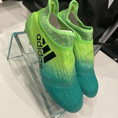 Adidas x 16 verdes 2025