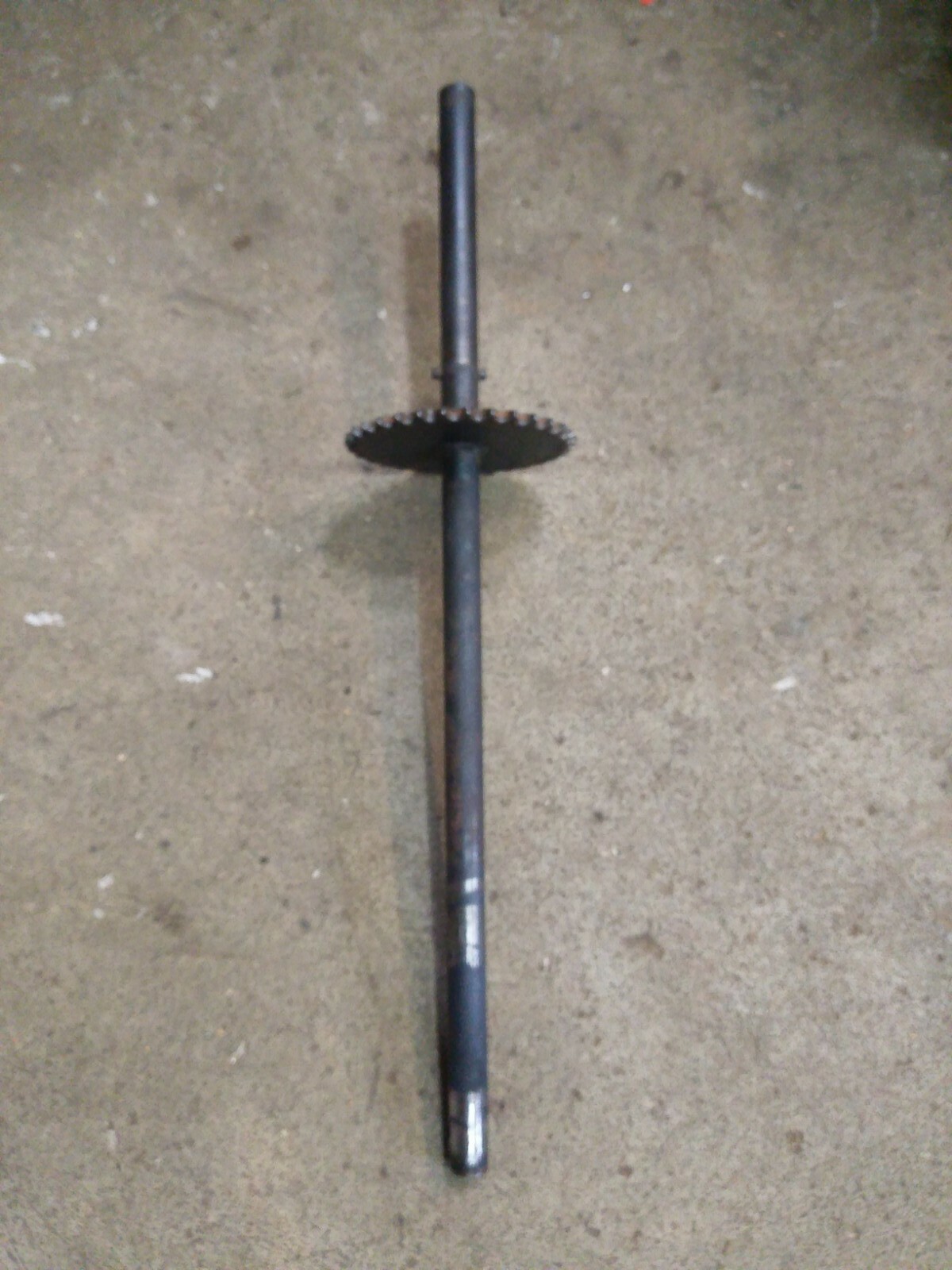 Toro 1132 Snowblower Axle Shaft & 32t Sprocket Assembly 62-2112 Replacement Part