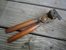 Lyman Ideal Lead Mold 697 With Jig Head Blocks