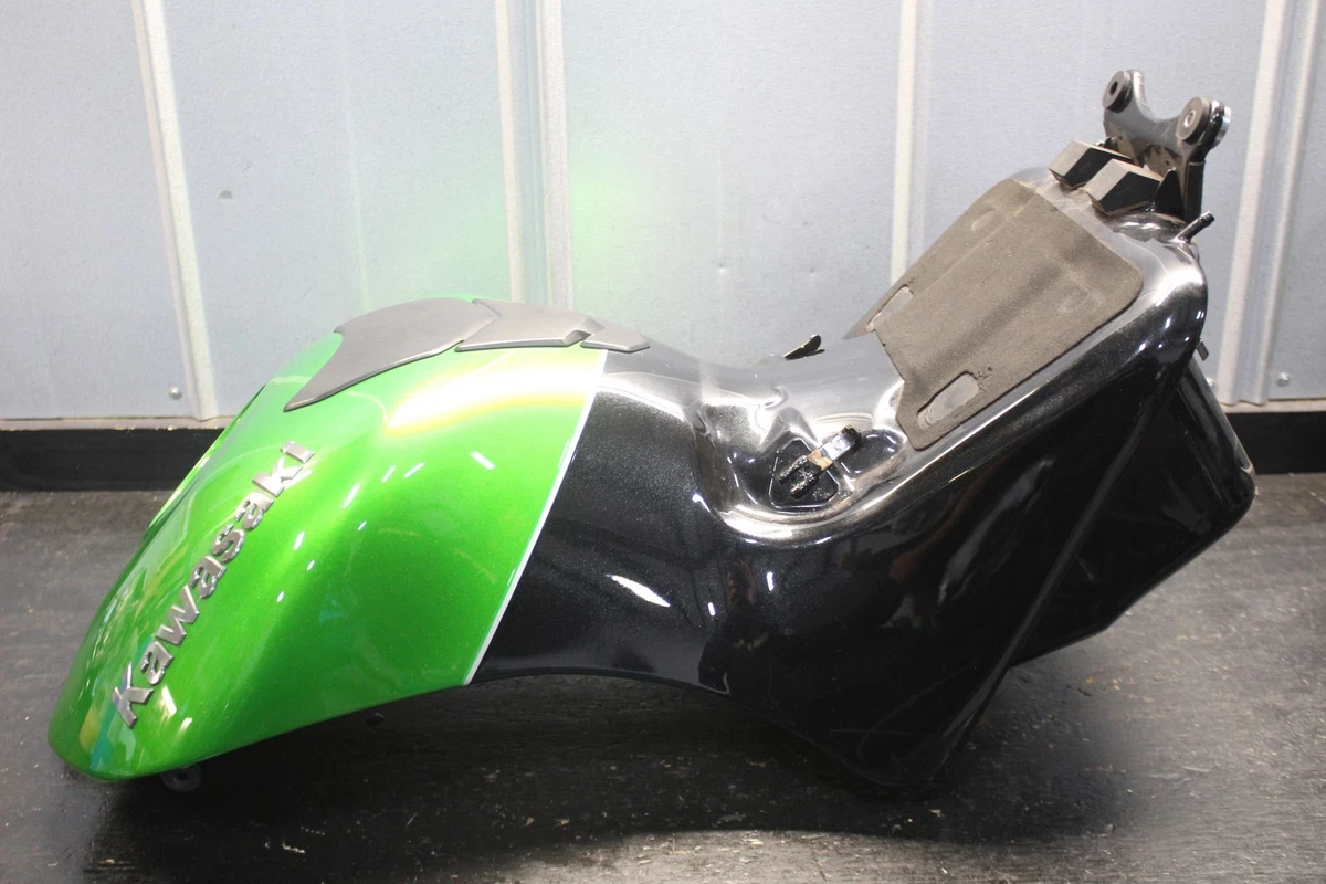 Gas Tanks for 2015 Kawasaki Ninja ZX14R for sale | eBay