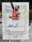 2023-24 Topps Royalty RP-HO Hakeem Olajuwon - Royal Precedence Silver #/25 Auto