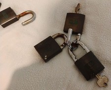 Lot of 3 Vintage BEST SFIC Brass Padlocks wit...