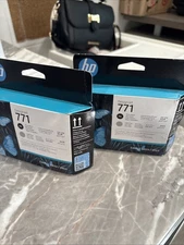 HP 771 Photo Black/Light Gray Printhead (CE020A) Open / Damaged Box Expired 8/25