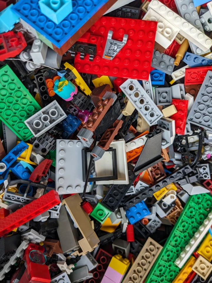 5 lbs LEGO Bulk Lot – Genuine Cleaned & Sanitized Bricks Plates Mixed Parts - Image 4 of 4