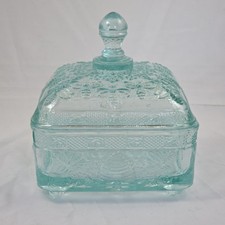 Vintage Tiara Indiana Glass Teal Aquamarine Honey Bee Box Square Lidded Dish