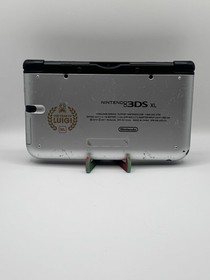 *US SELLER* Year Of Luigi  Nintendo3DS XL| Charger + SD Card  | Tested Working