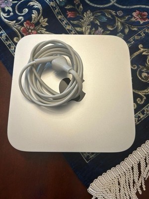 Mac OS Catalina Mac mini 4gb hard to find
