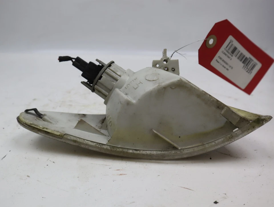 Clignotant gauche occasion FORD MONDEO I Phase 1 - 1.8 TD - - Imagen 4 de 4