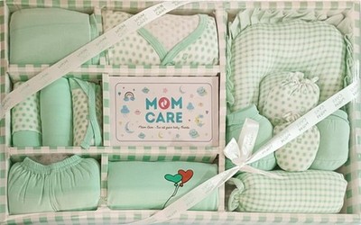 MOM CARE Newborn Baby Gift Set Has All Newborn Baby Essential Clothes for unisex